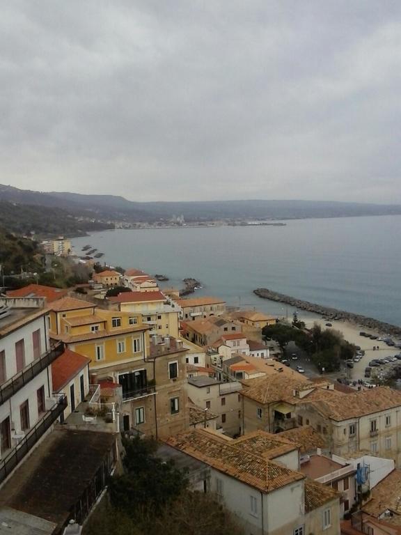 Apartment Difesa Pizzo ภายนอก รูปภาพ
